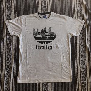 Never worn adidas Italia T Shirt